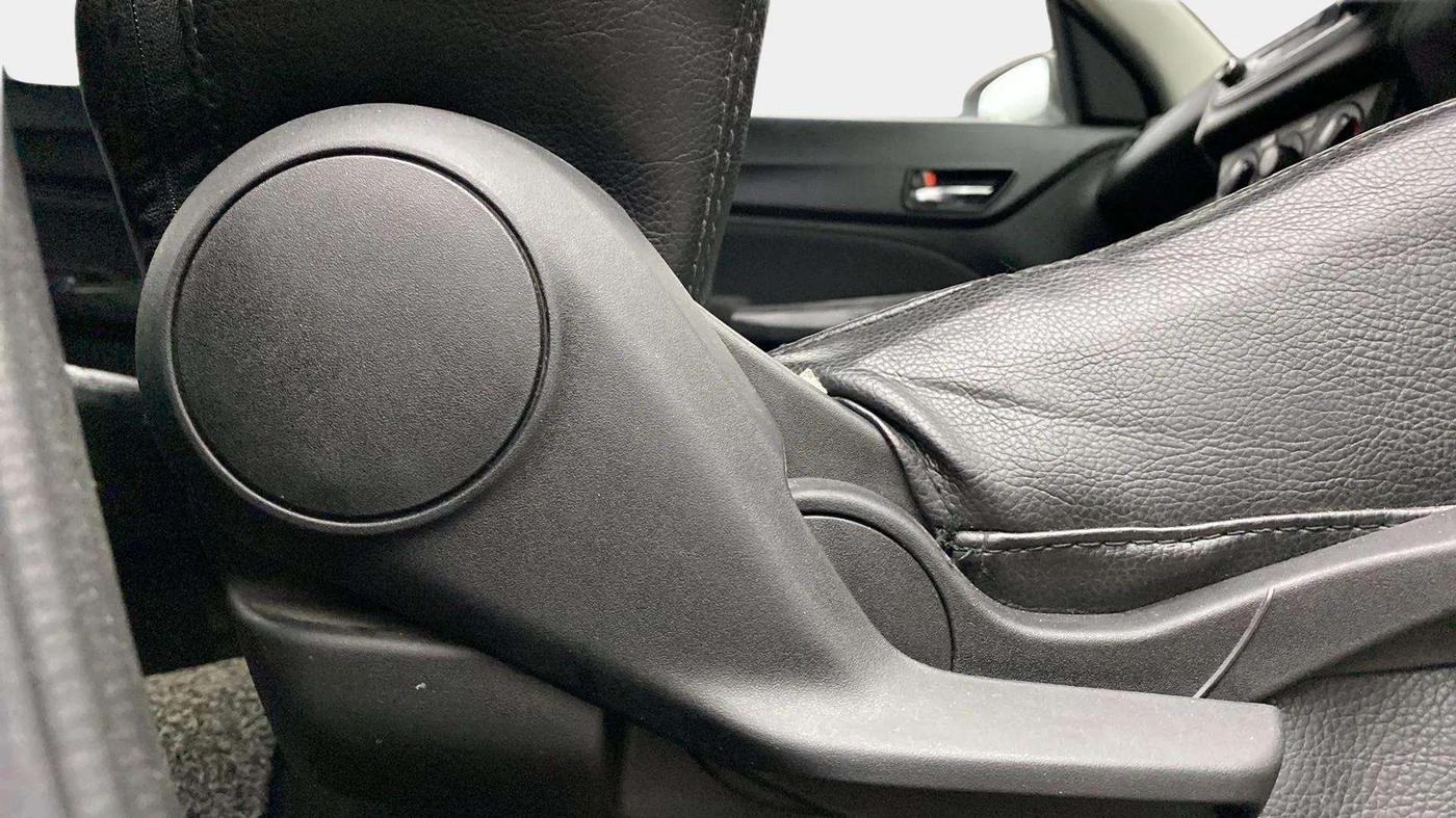 2018 Maruti Swift VXI AMT, Petrol, Automatic, 28,390 km, Driver Side Adjustment Panel
