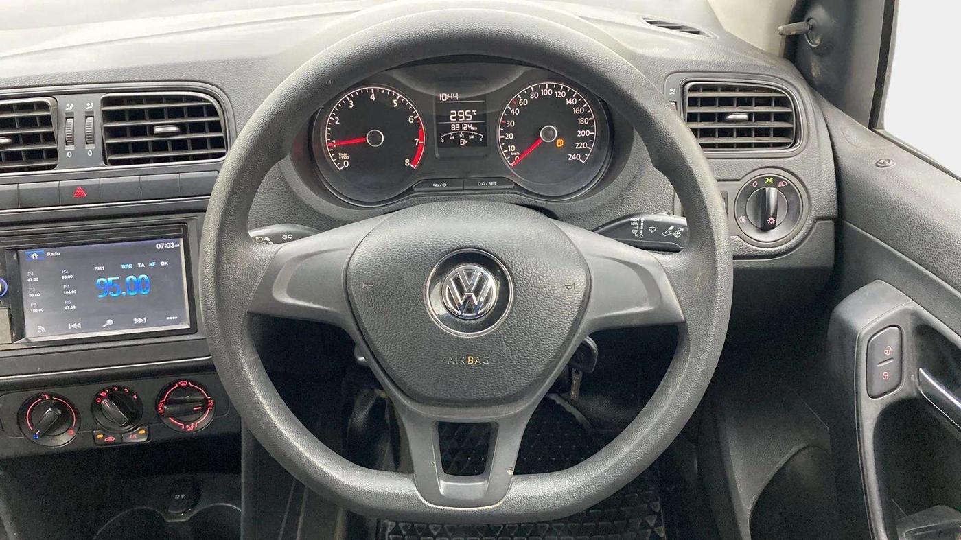 2018 Volkswagen Polo TRENDLINE 1.0L, Petrol, Manual, 83,354 km, Steering Wheel Close Up