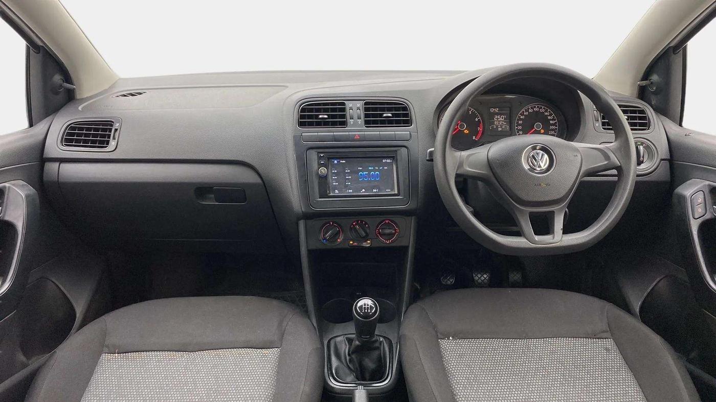2018 Volkswagen Polo TRENDLINE 1.0L, Petrol, Manual, 83,354 km, Dashboard