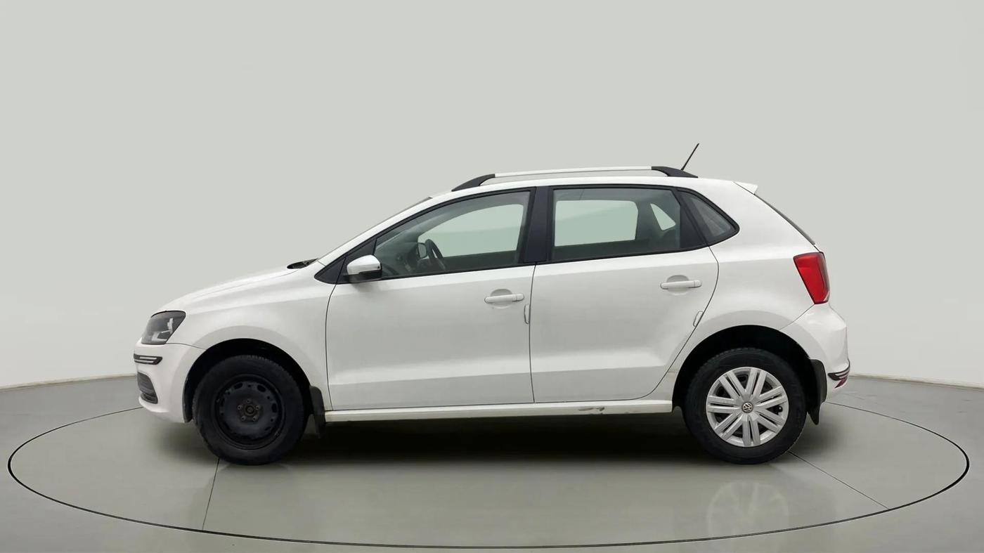 2018 Volkswagen Polo TRENDLINE 1.0L, Petrol, Manual, 83,354 km, Left Side