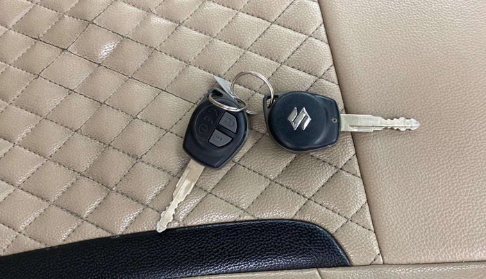 2019 Maruti Dzire VXI AMT, Petrol, Automatic, 55,580 km, Key Close Up