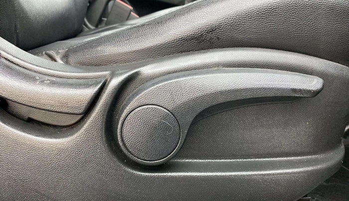 2019 Hyundai Creta EX 1.6 PETROL, Petrol, Manual, 49,766 km, Driver Side Adjustment Panel