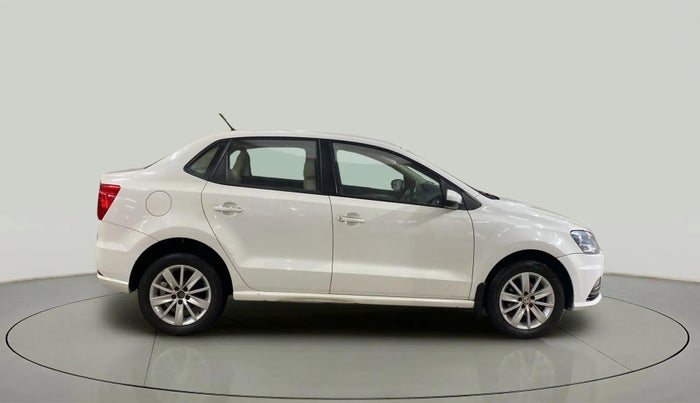 2016 Volkswagen Ameo HIGHLINE1.2L, Petrol, Manual, 73,875 km, Right Side View