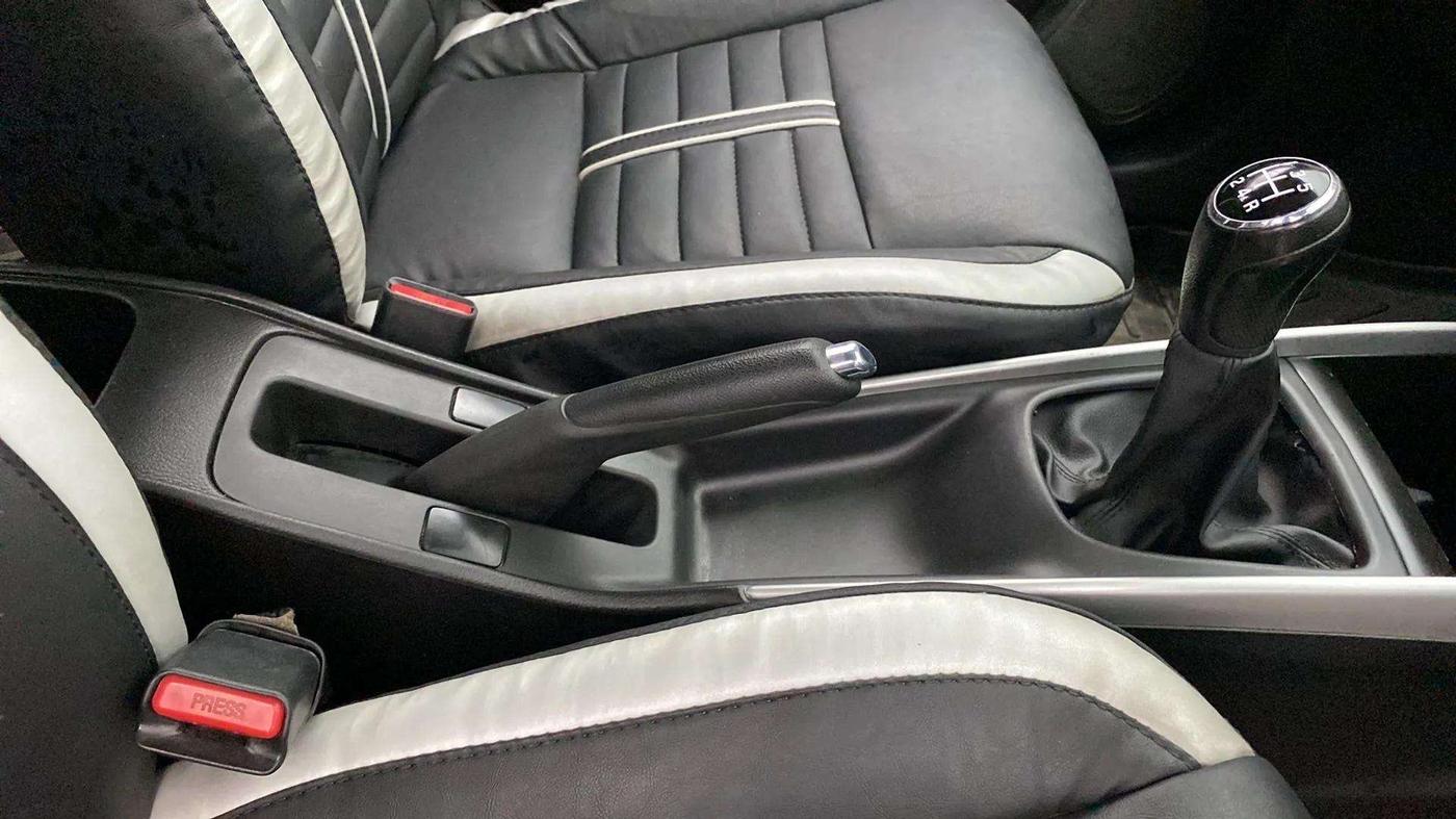 2017 Maruti Baleno DELTA PETROL 1.2, Petrol, Manual, 61,590 km, Gear Lever