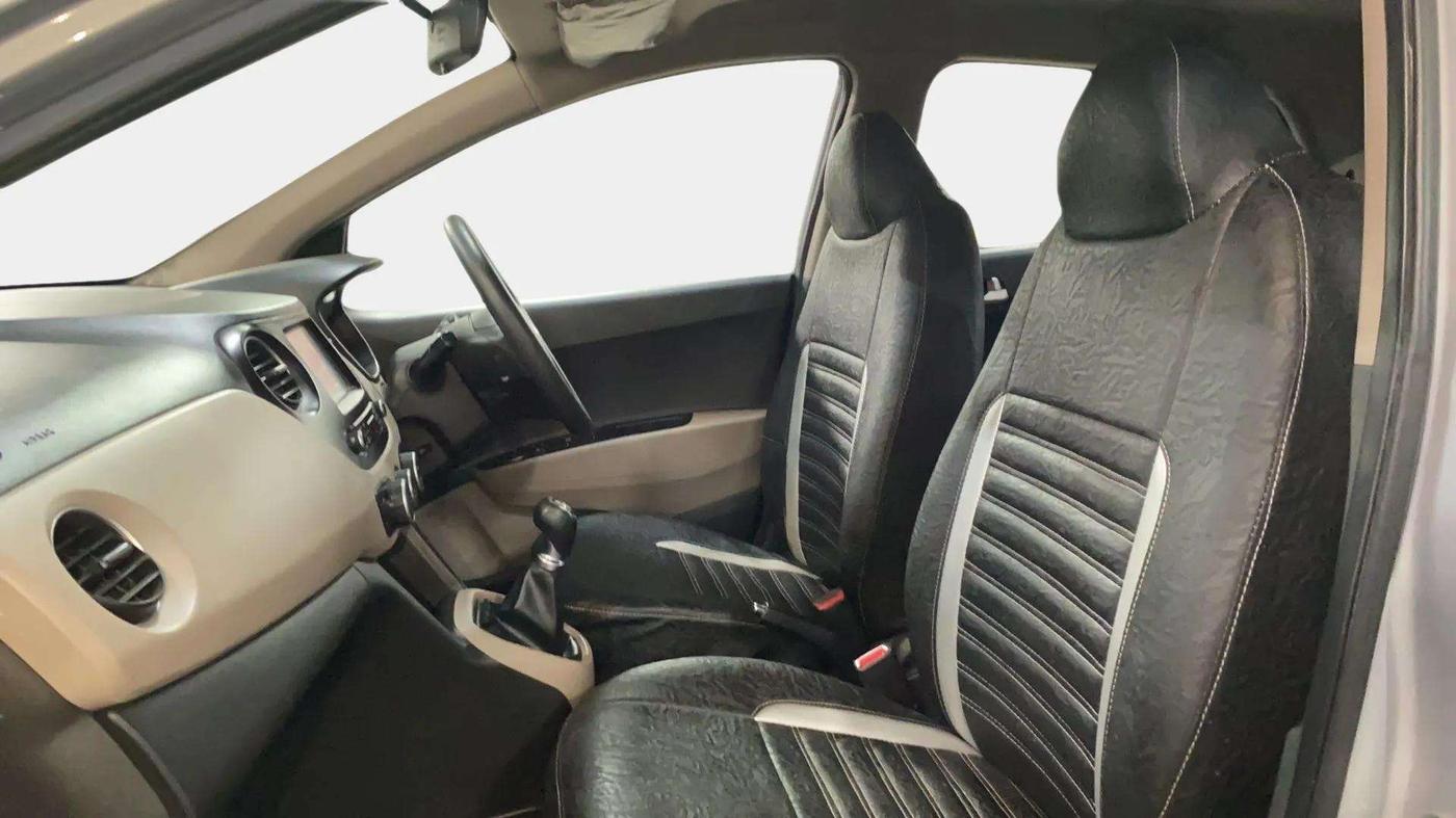 2019 Hyundai Grand i10 SPORTZ 1.2 KAPPA VTVT, Petrol, Manual, 15,394 km, Right Side Front Door Cabin
