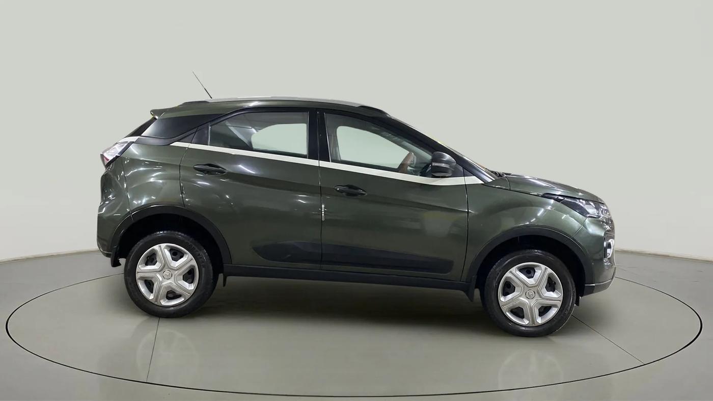 2021 Tata NEXON XM SUNROOF PETROL, Petrol, Manual, 12,422 km, Right Side View