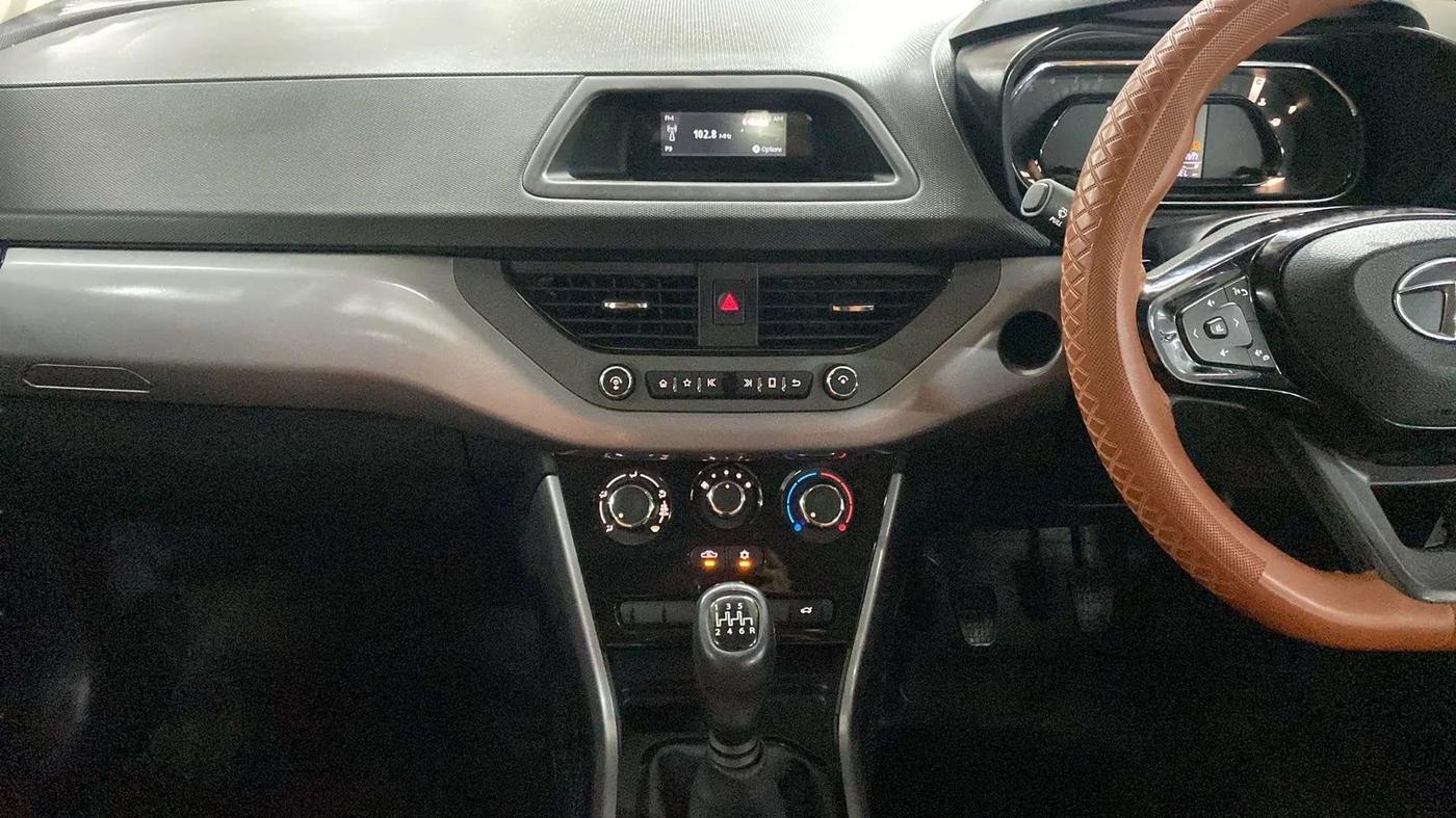 2021 Tata NEXON XM SUNROOF PETROL, Petrol, Manual, 12,422 km, Air Conditioner