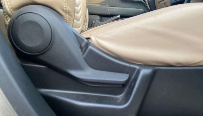 2020 Maruti New Wagon-R ZXI 1.2 AMT, Petrol, Automatic, 8,454 km, Driver Side Adjustment Panel