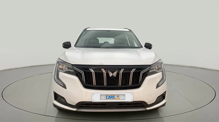 2023 Mahindra XUV700 AX 5 D MT 5 STR, Diesel, Manual, 21,103 km, Front