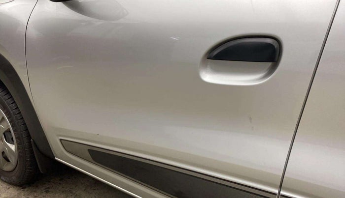 2020 Renault Kwid RXT 1.0 AMT (O), Petrol, Automatic, 2,427 km, Front passenger door - Minor scratches
