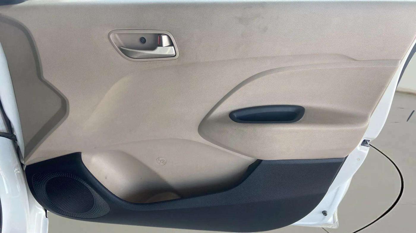 2018 Hyundai NEW SANTRO ASTA MT, Petrol, Manual, 46,618 km, Driver Side Door Panels Control