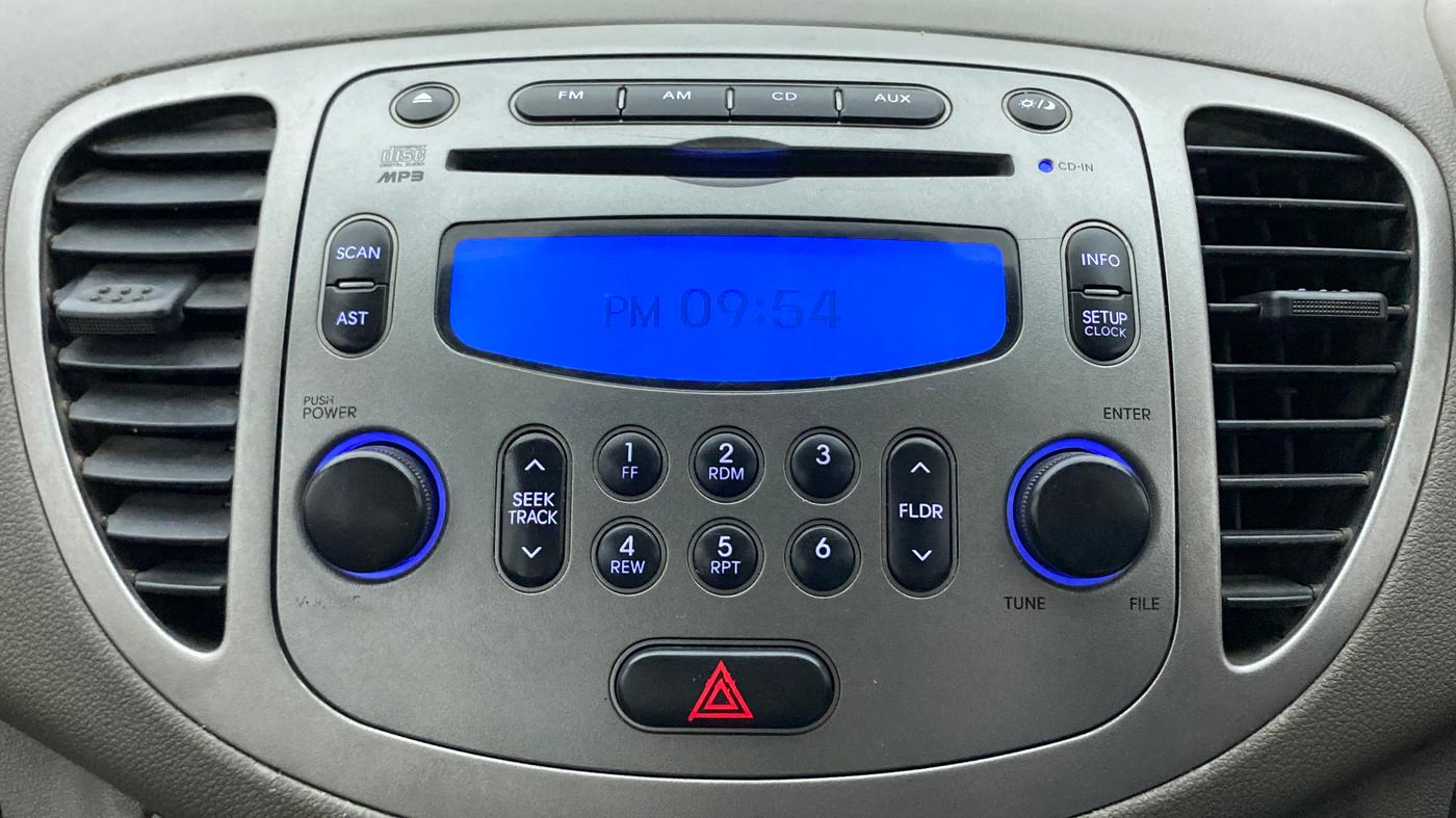 2013 Hyundai i10 SPORTZ 1.2, Petrol, Manual, 94,975 km, Infotainment System