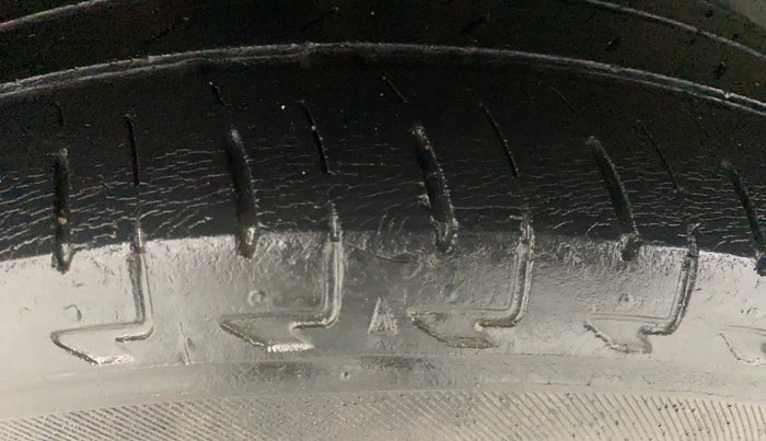 2018 Maruti IGNIS ALPHA 1.2 AMT, Petrol, Automatic, 97,686 km, Right Rear Tyre Tread