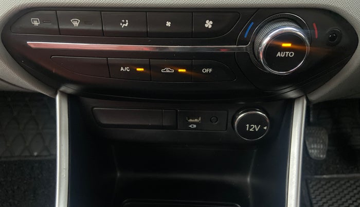 2020 Tata ALTROZ XZ PETROL, Petrol, Manual, 20,986 km, Automatic Climate Control