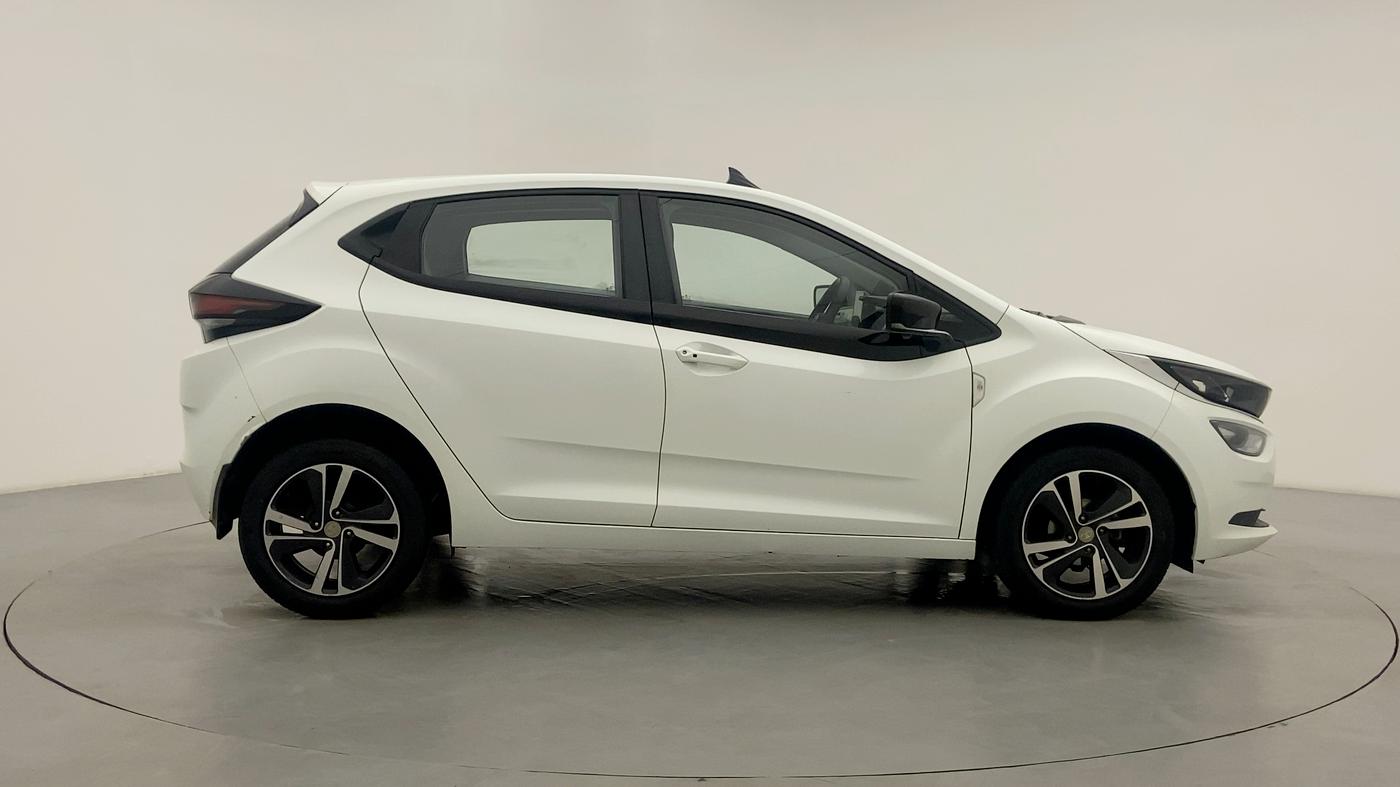 2020 Tata ALTROZ XZ PETROL, Petrol, Manual, 20,986 km, Right Side View