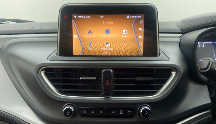 2020 Tata ALTROZ XZ PETROL, Petrol, Manual, 20,986 km, Infotainment System
