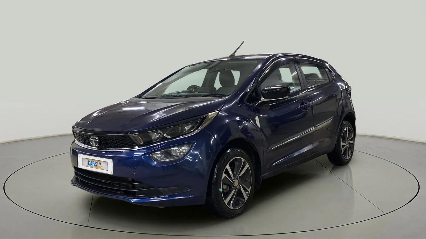 2023 Tata ALTROZ XZA, Petrol, Automatic, 9,850 km, Left Front Diagonal