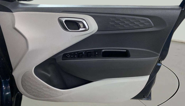 2019 Hyundai Grand i10 SPORTZ (O) AT 1.2 KAPPA VTVT, Petrol, Automatic, 21,486 km, Driver Side Door Panels Control