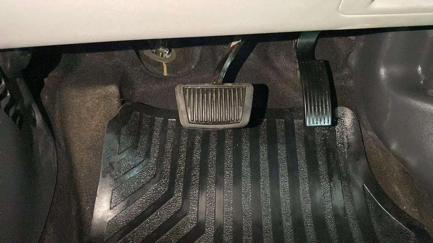 2019 Hyundai Grand i10 SPORTZ (O) AT 1.2 KAPPA VTVT, Petrol, Automatic, 21,486 km, Pedals