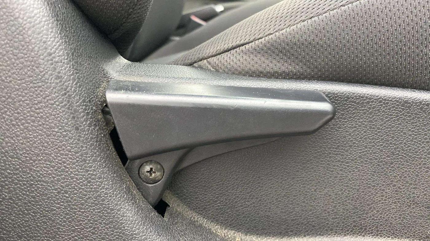 2016 Tata Tiago XT PETROL, Petrol, Manual, 43,624 km, Driver Side Adjustment Panel