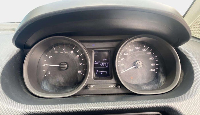 2016 Tata Tiago XT PETROL, Petrol, Manual, 43,624 km, Odometer Image