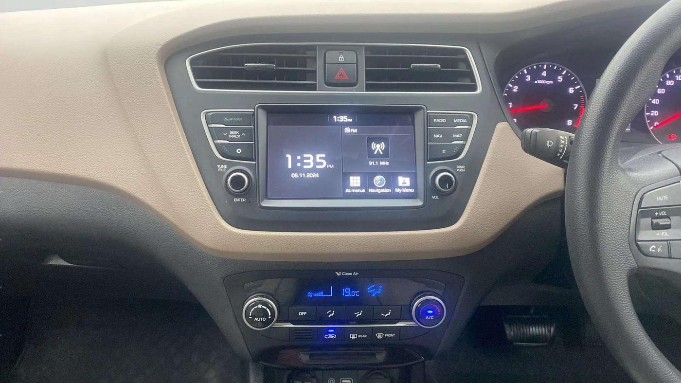 2018 Hyundai Elite i20 ASTA 1.2  CVT, Petrol, Automatic, 18,841 km, Air Conditioner