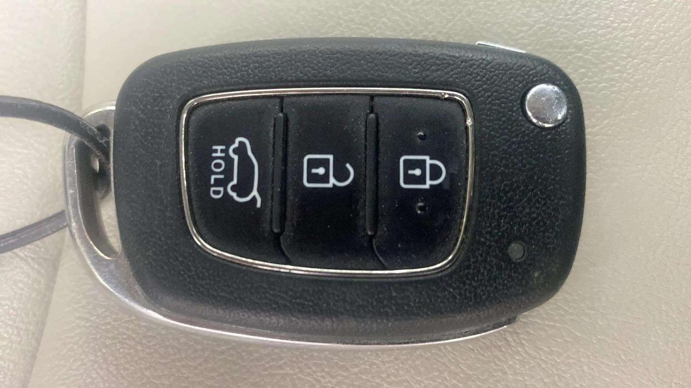 2018 Hyundai Elite i20 ASTA 1.2  CVT, Petrol, Automatic, 18,841 km, Key Close Up
