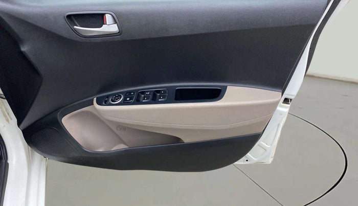 2014 Hyundai Grand i10 SPORTZ 1.2 KAPPA VTVT, CNG, Manual, 44,339 km, Driver Side Door Panels Control