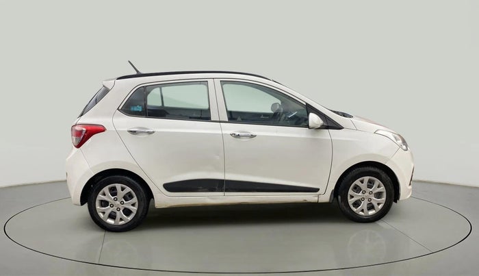 2014 Hyundai Grand i10 SPORTZ 1.2 KAPPA VTVT, CNG, Manual, 44,339 km, Right Side View