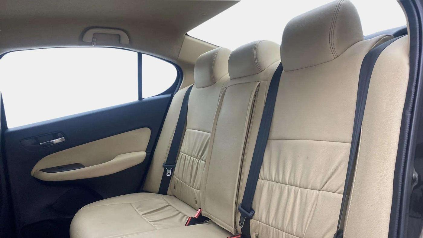 2021 Honda City 1.5L I-VTEC V MT 5TH GEN, Petrol, Manual, 29,560 km, Right Side Rear Door Cabin