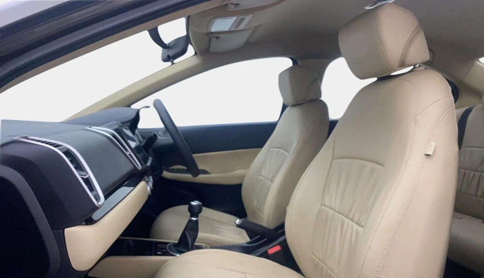 2021 Honda City 1.5L I-VTEC V MT 5TH GEN, Petrol, Manual, 29,560 km, Right Side Front Door Cabin