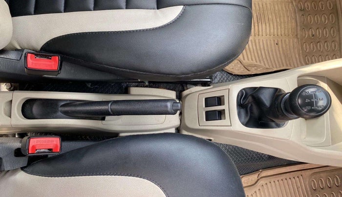 2019 Maruti Alto VXI, Petrol, Manual, 16,312 km, Gear Lever