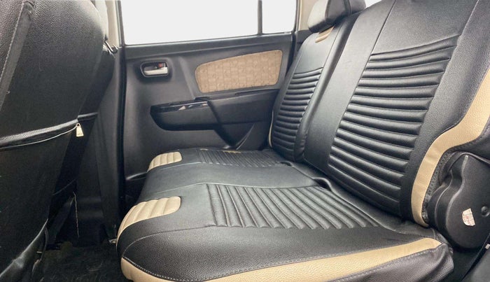2017 Maruti Wagon R 1.0 VXI, Petrol, Manual, 37,016 km, Right Side Rear Door Cabin