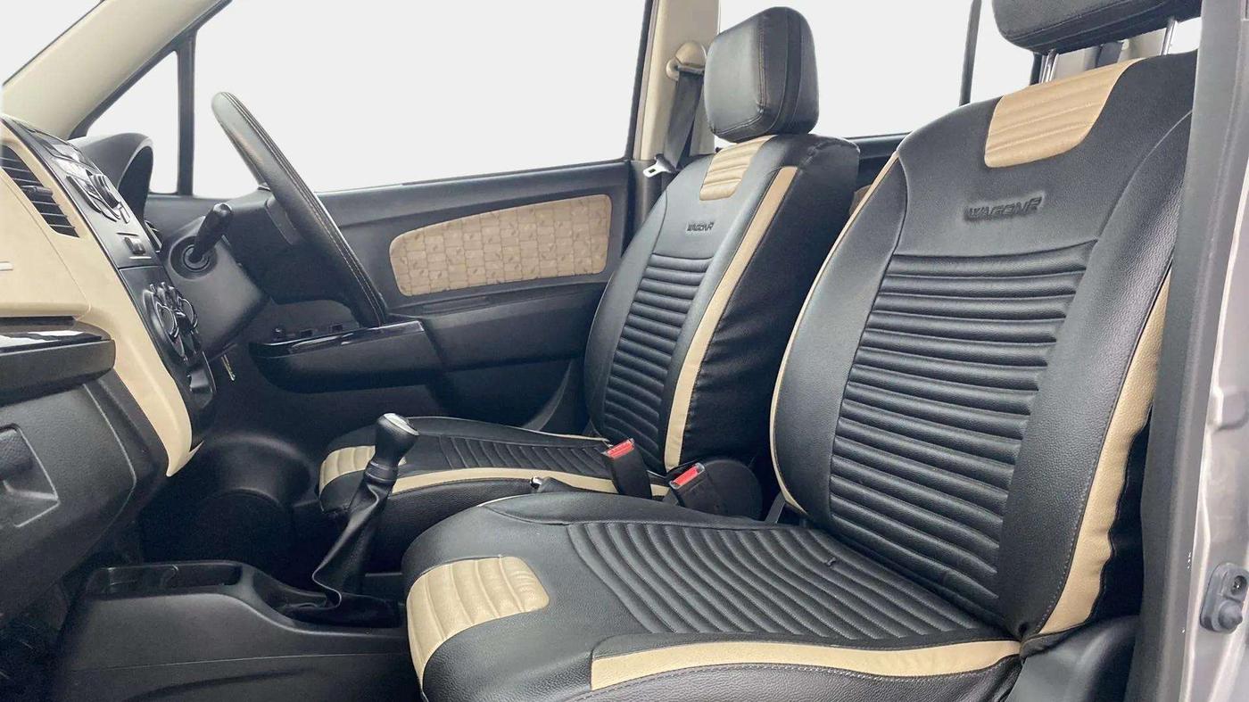 2017 Maruti Wagon R 1.0 VXI, Petrol, Manual, 37,016 km, Right Side Front Door Cabin