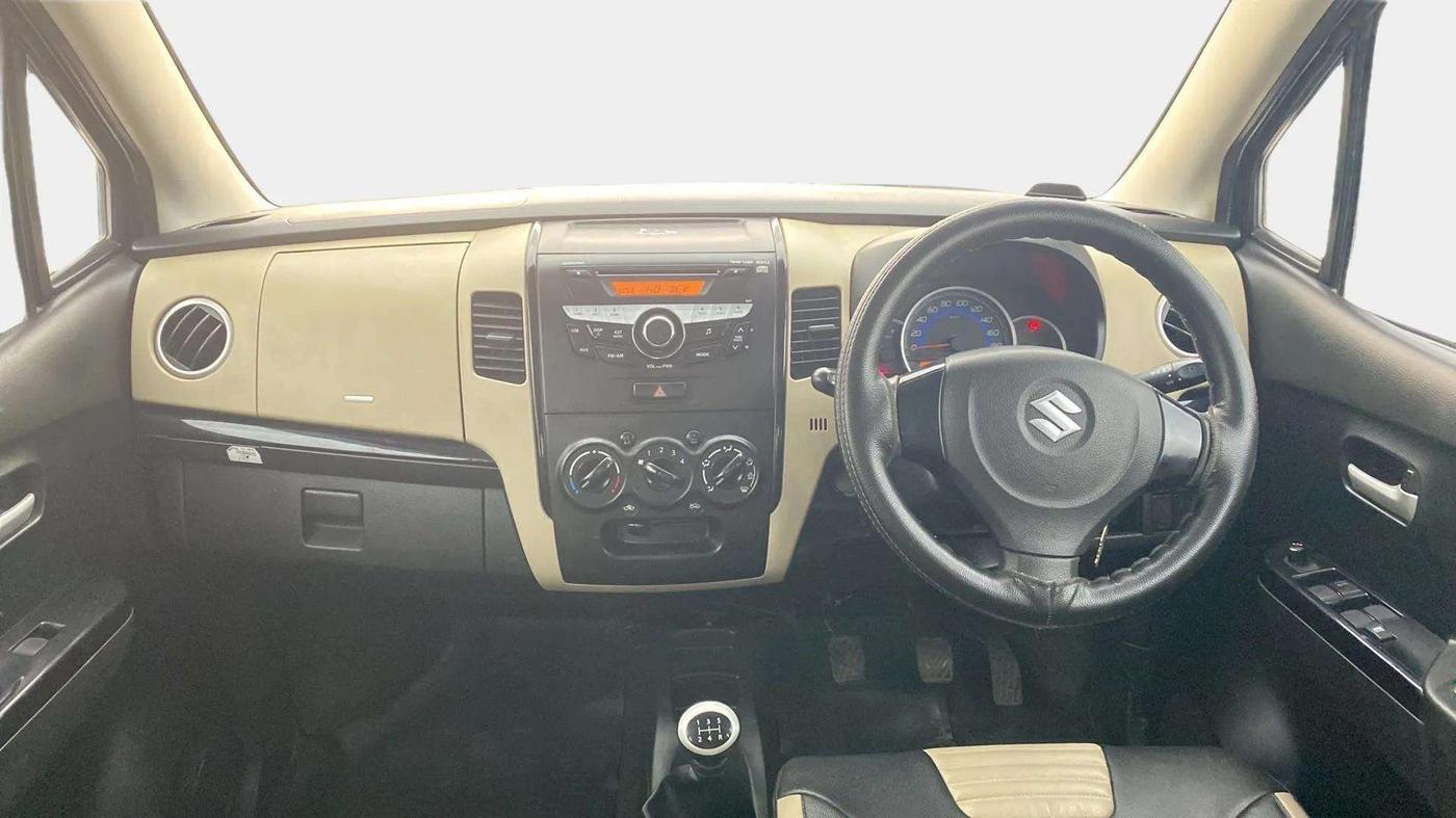 2017 Maruti Wagon R 1.0 VXI, Petrol, Manual, 37,016 km, Dashboard