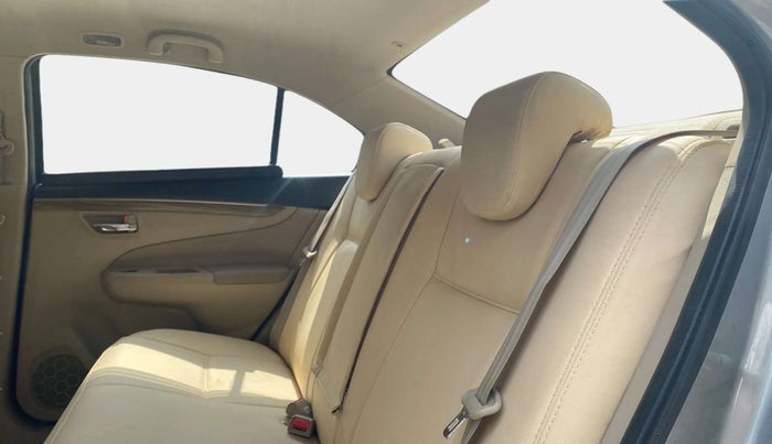 2021 Maruti Ciaz ALPHA 1.5 SHVS PETROL, Petrol, Manual, 39,121 km, Right Side Rear Door Cabin