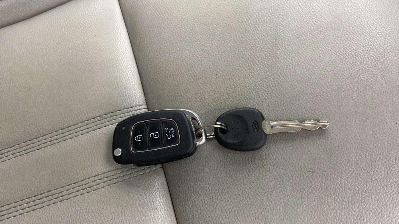 2020 Hyundai GRAND I10 NIOS SPORTZ 1.2 KAPPA VTVT CNG, CNG, Manual, 60,225 km, Key Close Up