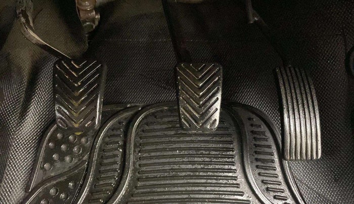 2018 Hyundai Eon ERA +, Petrol, Manual, 59,353 km, Pedals