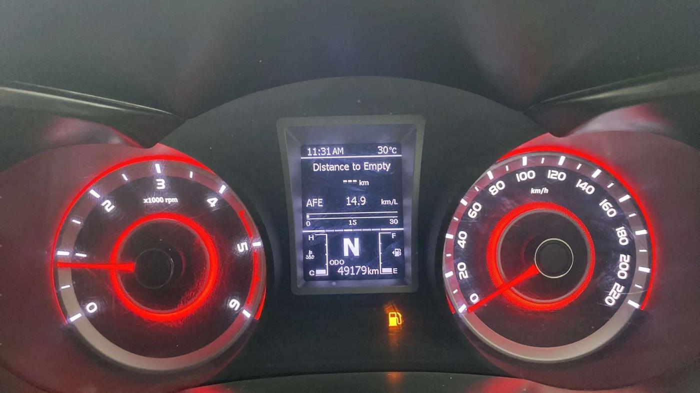 2022 Mahindra XUV300 W8 1.5 DIESEL, Diesel, Manual, 49,834 km, Odometer Image