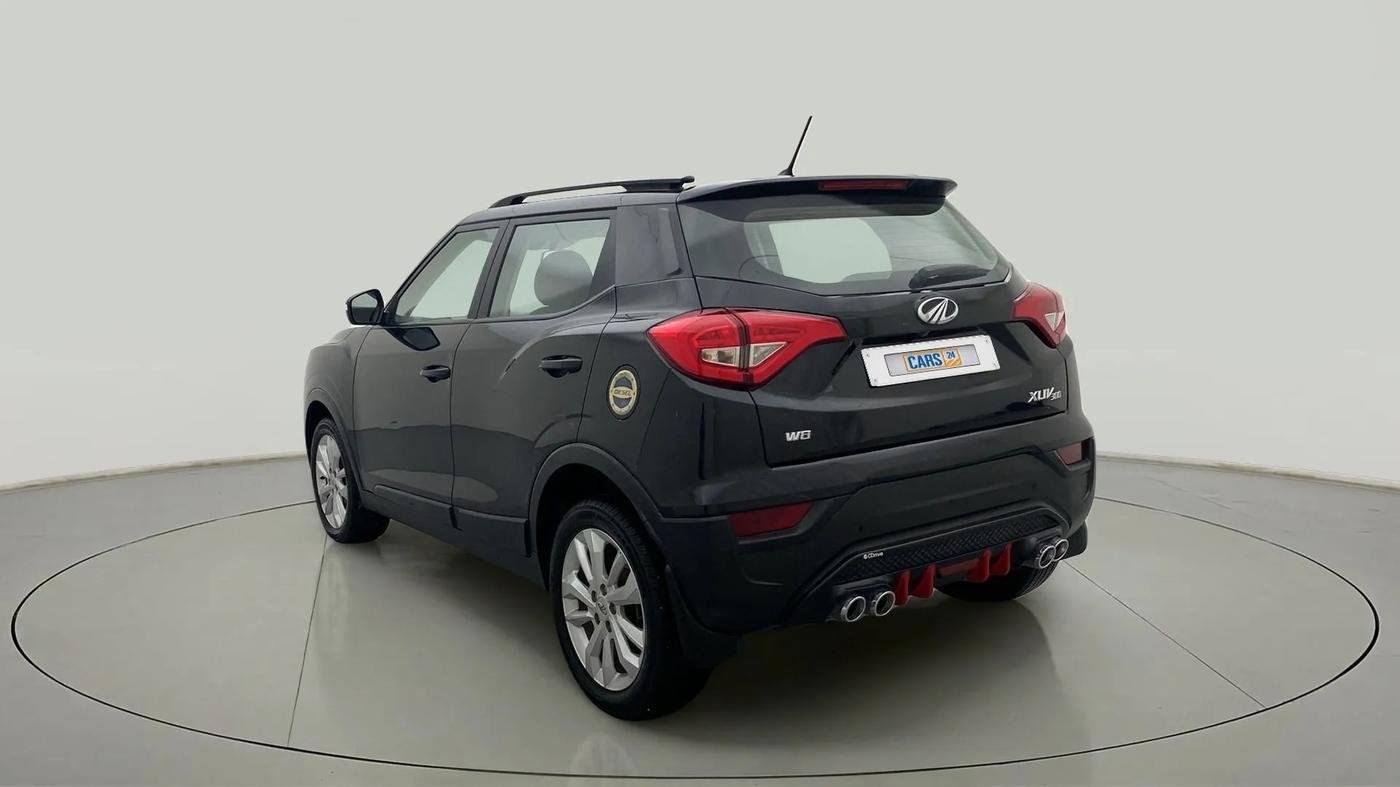 2022 Mahindra XUV300 W8 1.5 DIESEL, Diesel, Manual, 49,834 km, Left Back Diagonal