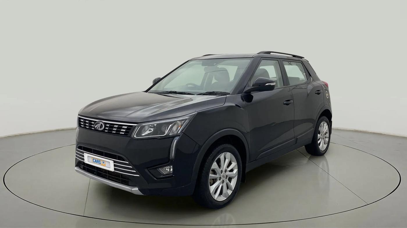 2022 Mahindra XUV300 W8 1.5 DIESEL, Diesel, Manual, 49,834 km, Left Front Diagonal