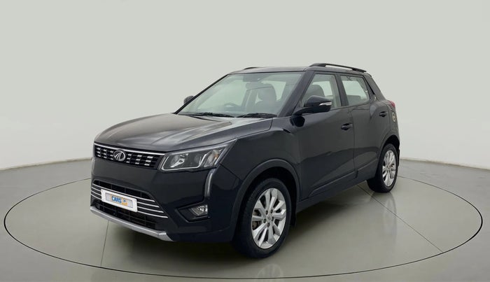 2022 Mahindra XUV300 W8 1.5 DIESEL, Diesel, Manual, 49,153 km, Left Front Diagonal