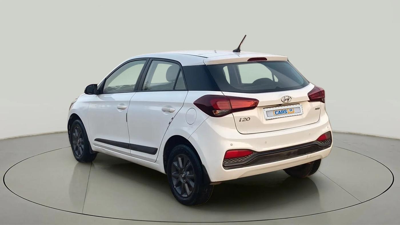 2018 Hyundai Elite i20 ASTA 1.2, Petrol, Manual, 90,611 km, Left Back Diagonal