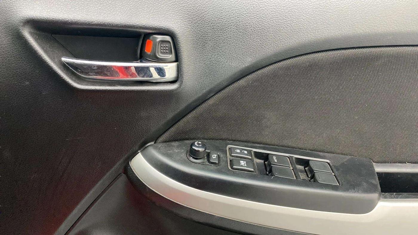 2018 Maruti Baleno ALPHA CVT PETROL 1.2, Petrol, Automatic, 58,783 km, Driver Side Door Panels Control