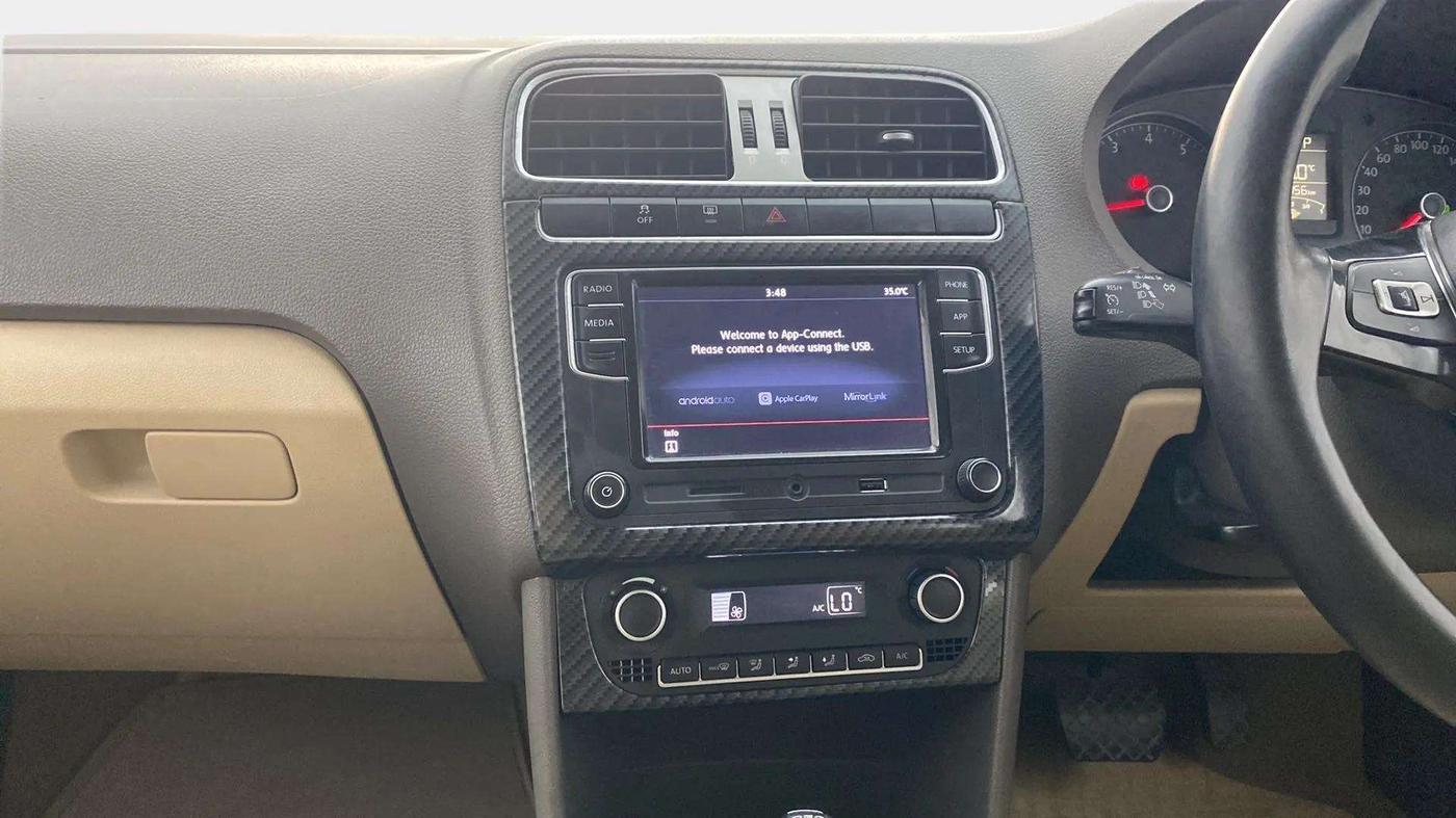 2018 Volkswagen Vento HIGHLINE PLUS 1.2 AT 16 ALLOY, Petrol, Automatic, 76,417 km, Air Conditioner