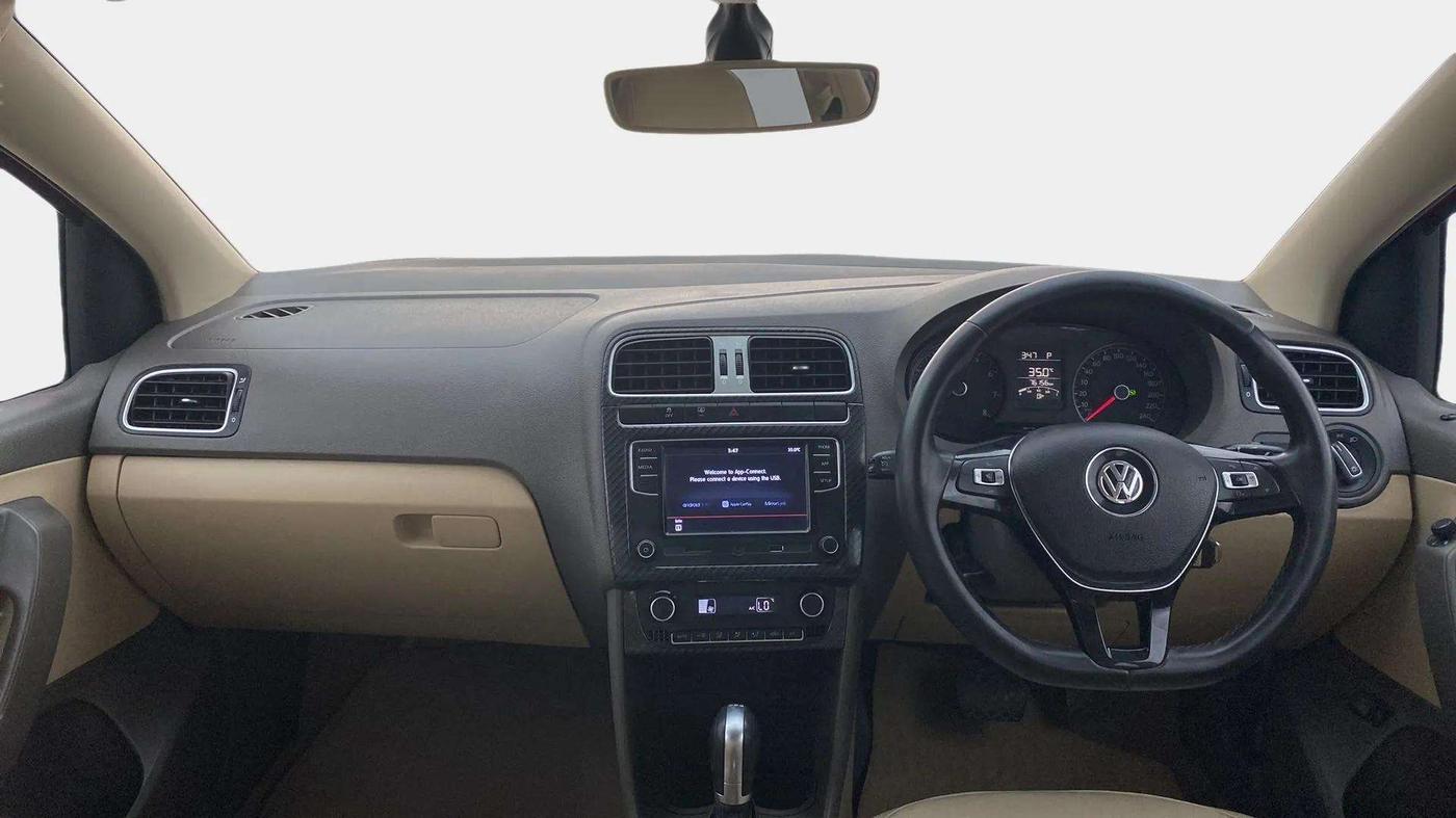2018 Volkswagen Vento HIGHLINE PLUS 1.2 AT 16 ALLOY, Petrol, Automatic, 76,417 km, Dashboard