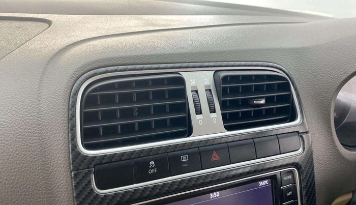 2018 Volkswagen Vento HIGHLINE PLUS 1.2 AT 16 ALLOY, Petrol, Automatic, 76,417 km, AC Unit - Front vent has minor damage