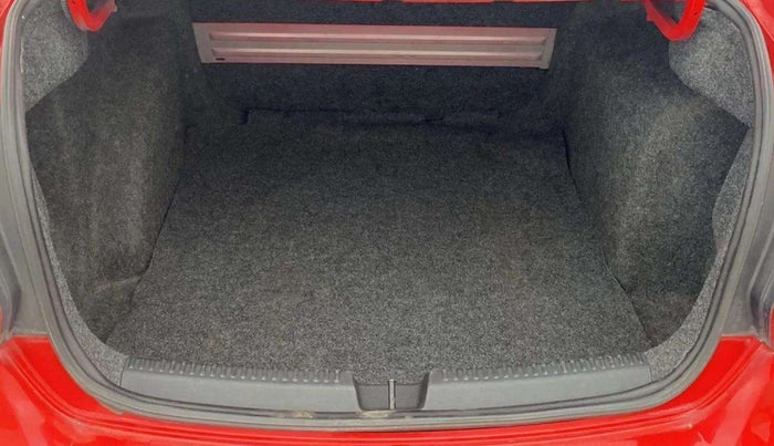 2018 Volkswagen Vento HIGHLINE PLUS 1.2 AT 16 ALLOY, Petrol, Automatic, 76,417 km, Boot Inside