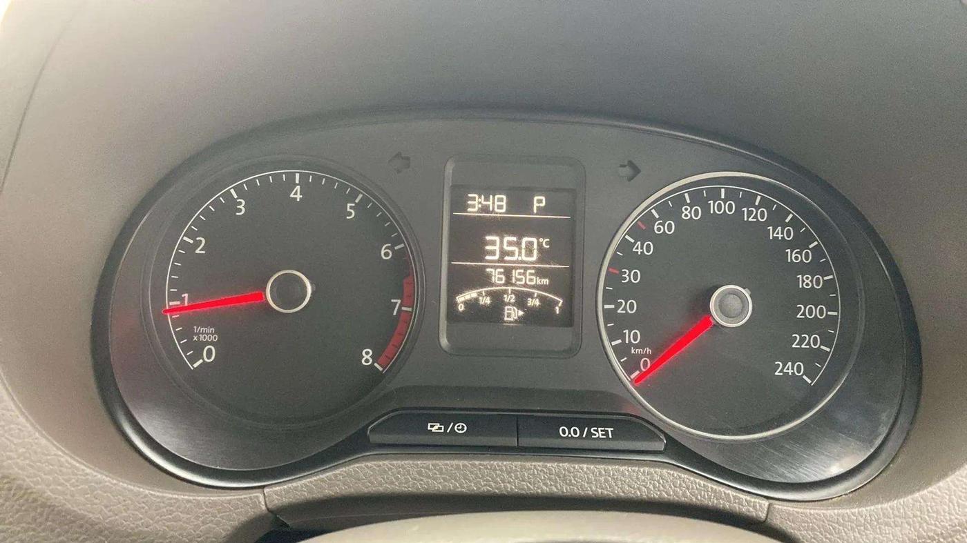 2018 Volkswagen Vento HIGHLINE PLUS 1.2 AT 16 ALLOY, Petrol, Automatic, 76,417 km, Odometer Image