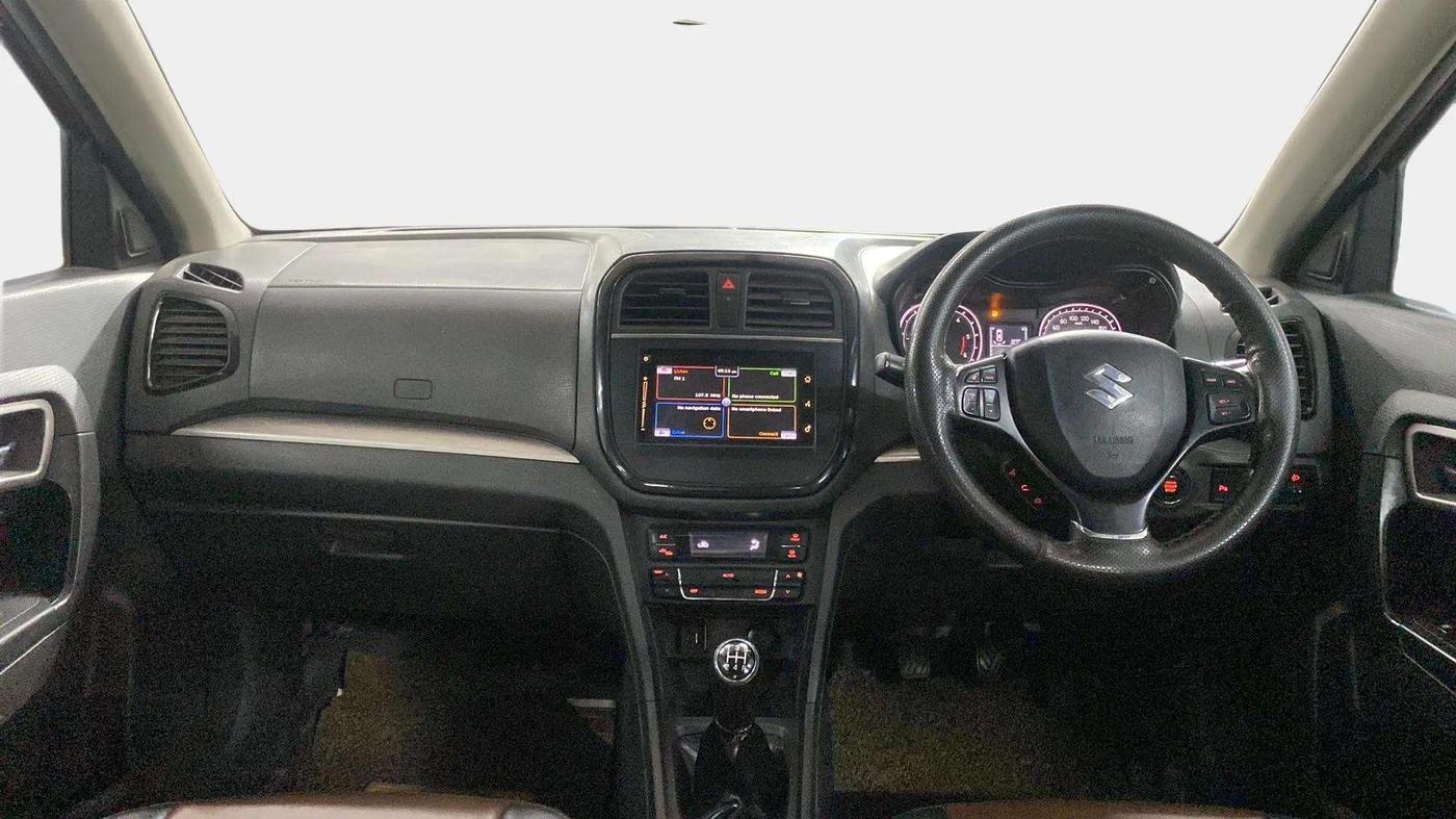 2016 Maruti Vitara Brezza ZDI PLUS DUAL TONE, Diesel, Manual, 79,723 km, Dashboard